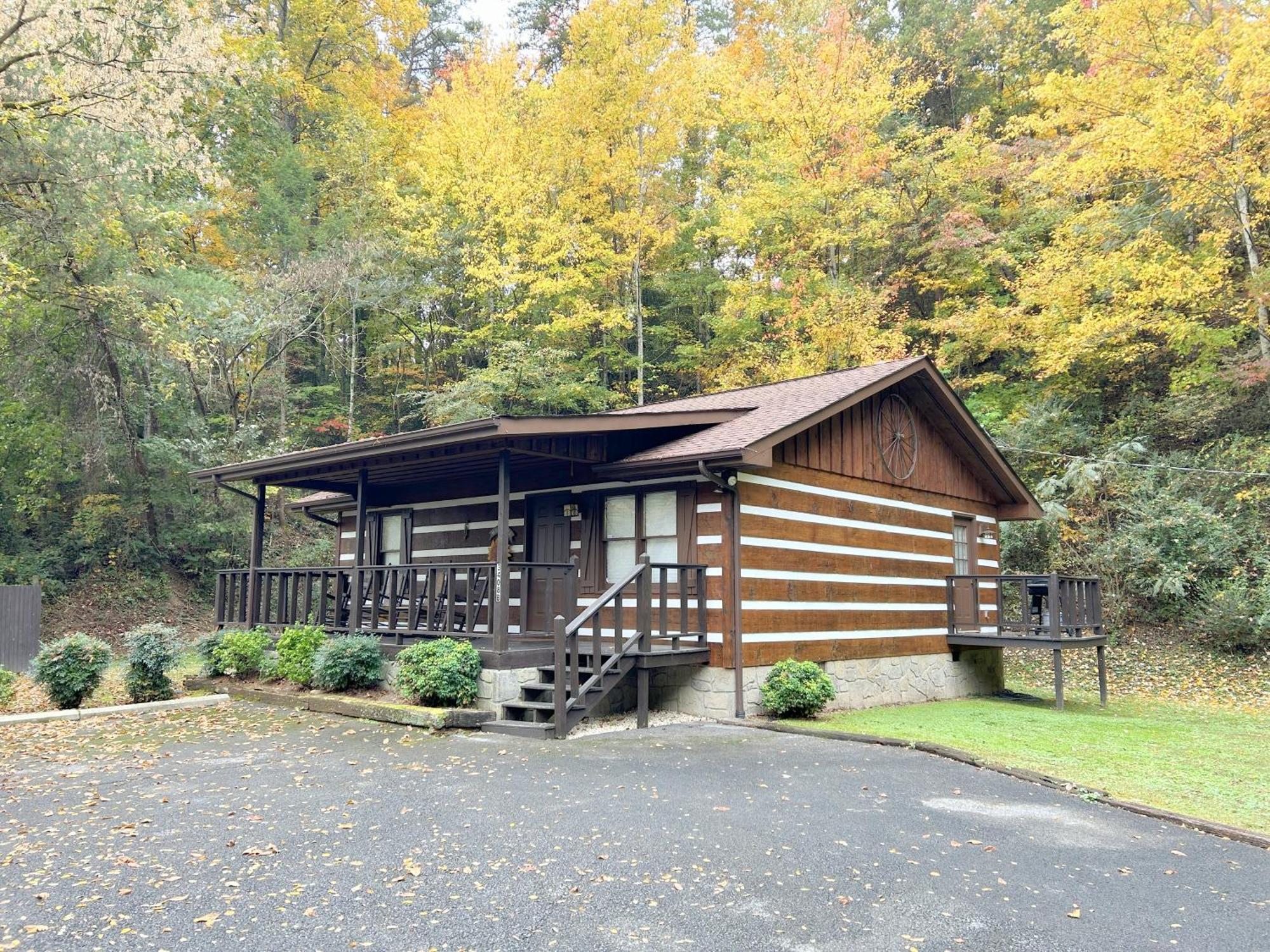 Tucked Away Cabin Villa Pigeon Forge Exteriör bild